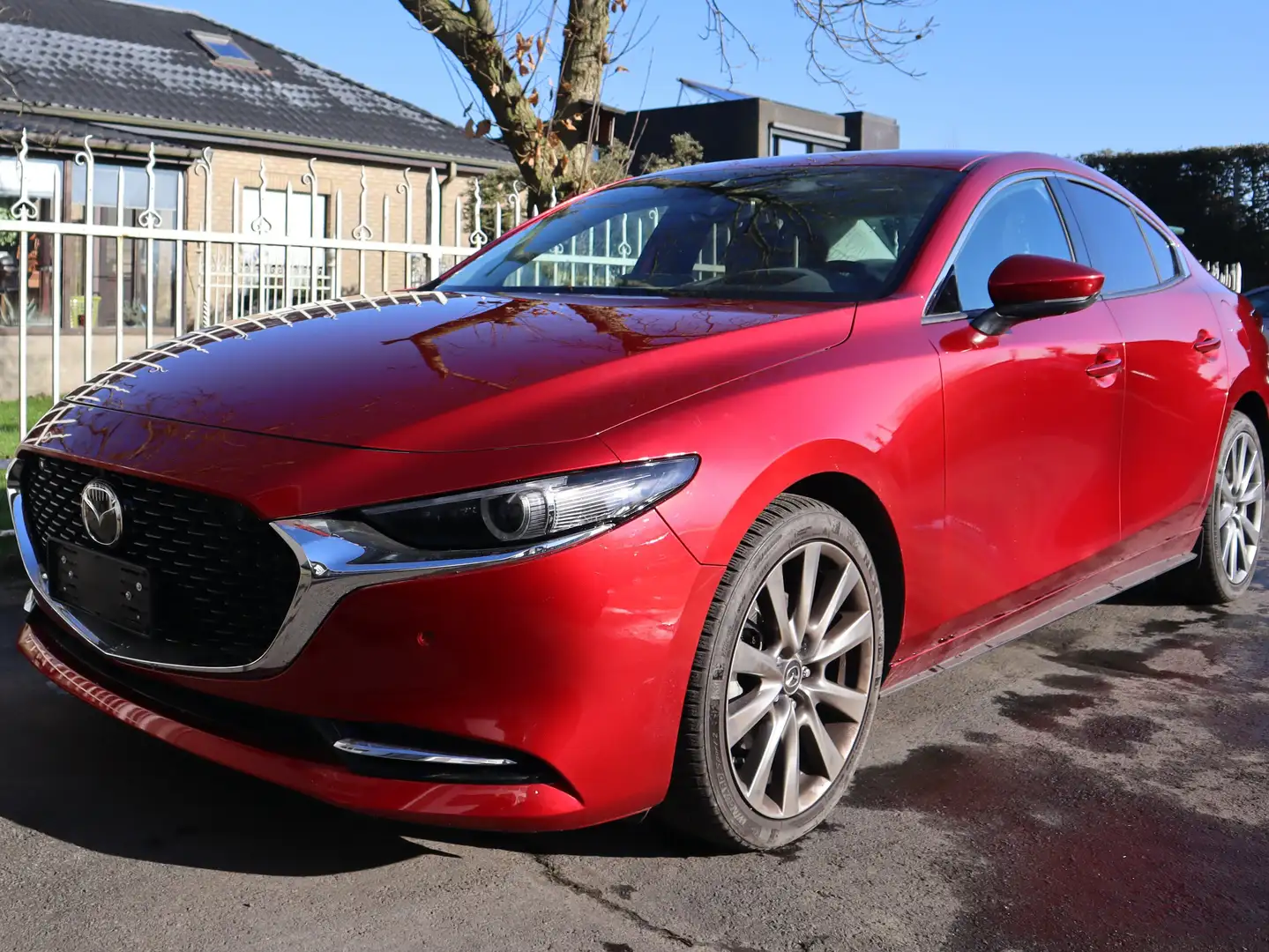 Mazda 3 3 FASTBACK e-SKYACTIV-X 2.0 M HYBRID DRIVE Rood - 2