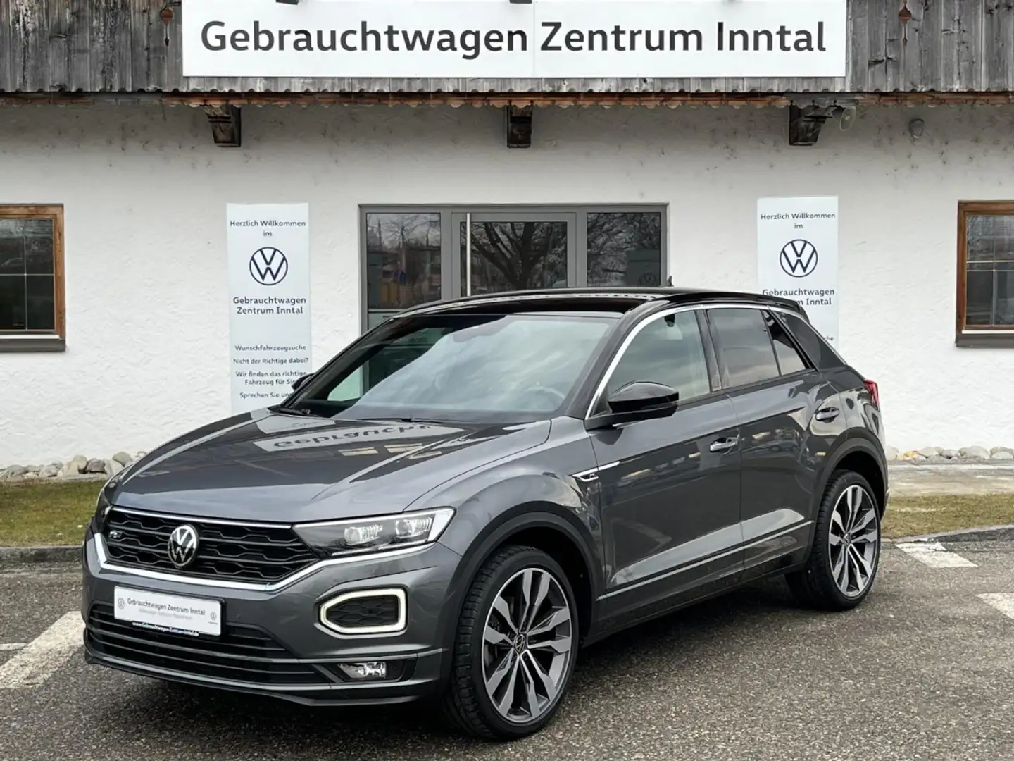 Volkswagen T-Roc 1,5 TSI DSG Sport (ACC+LED+RearView) Klima Gris - 2