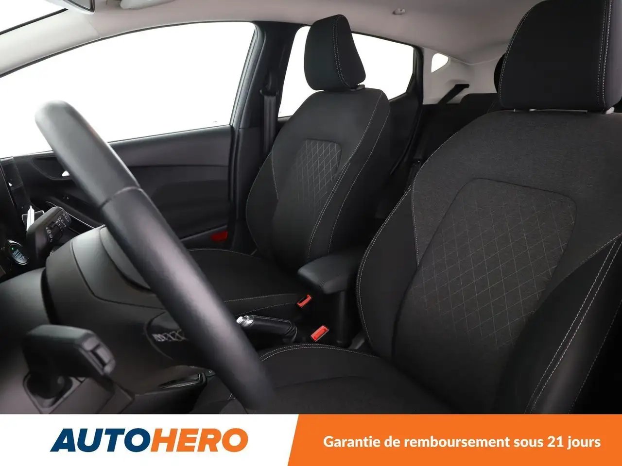 Ford Fiesta Active — photo 10