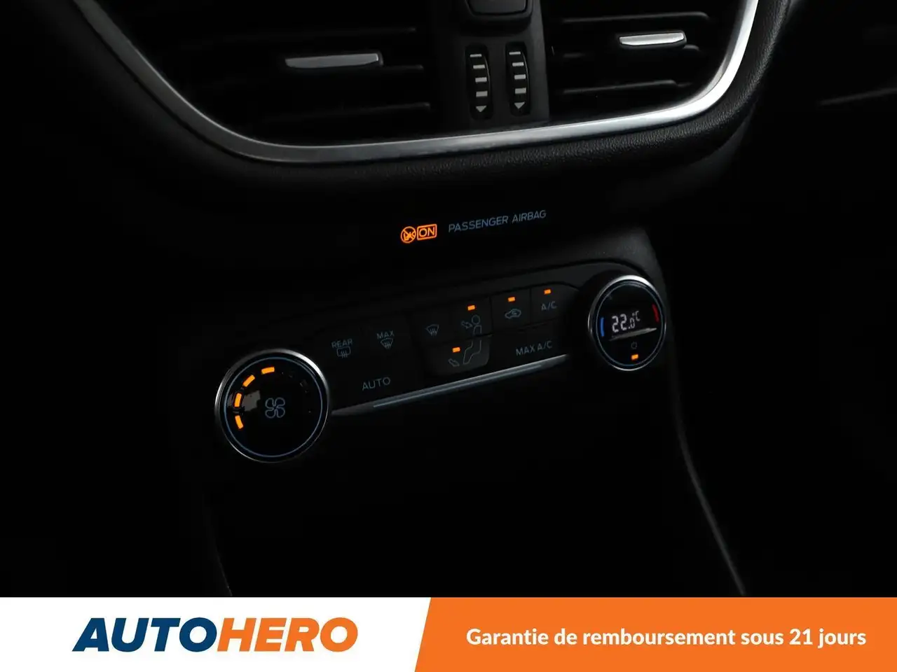 Ford Fiesta Active — photo 25
