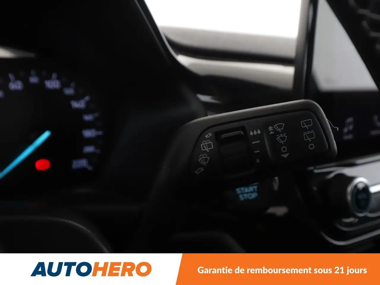 Ford Fiesta Active — photo 21