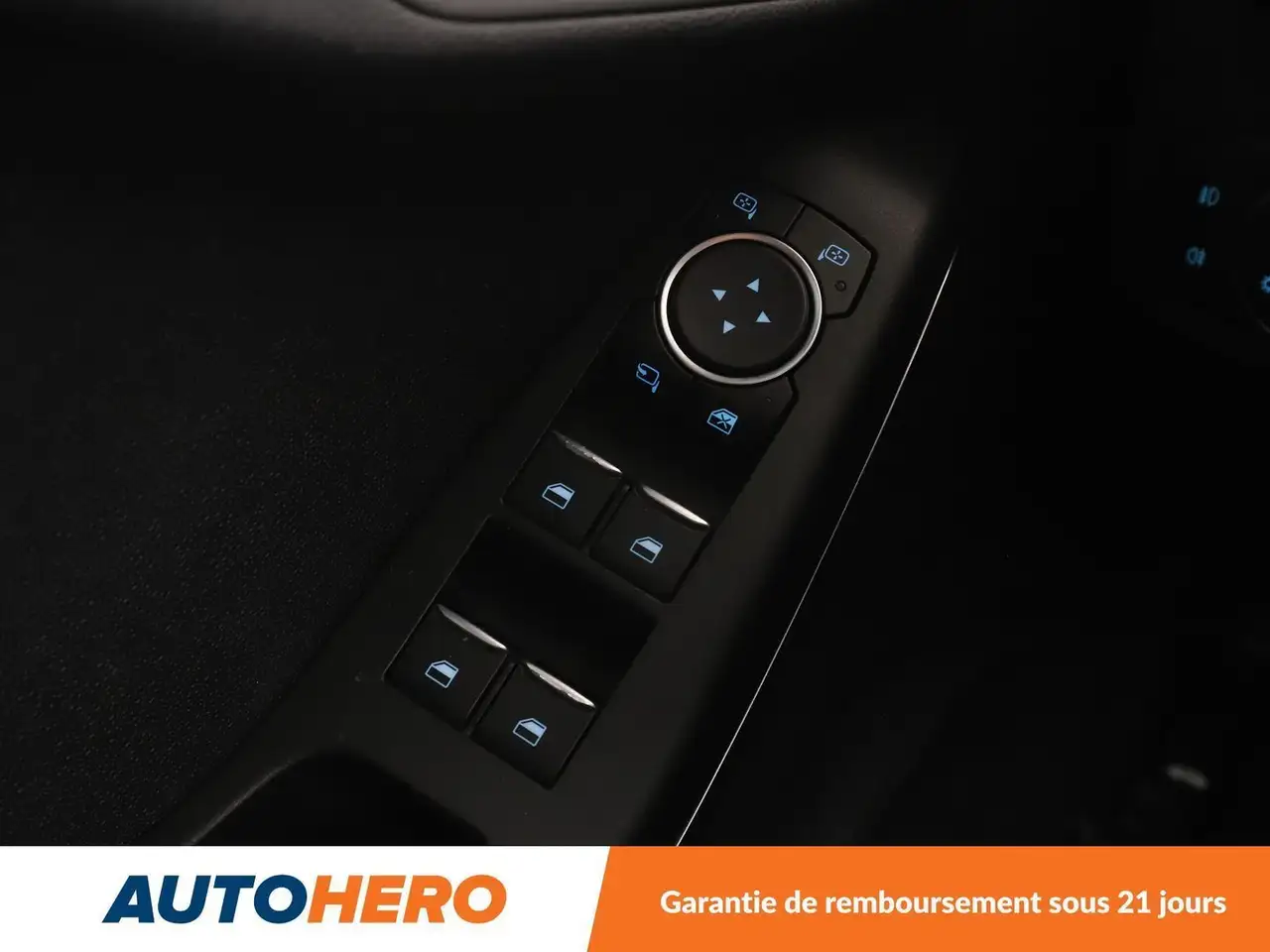 Ford Fiesta Active — photo 28