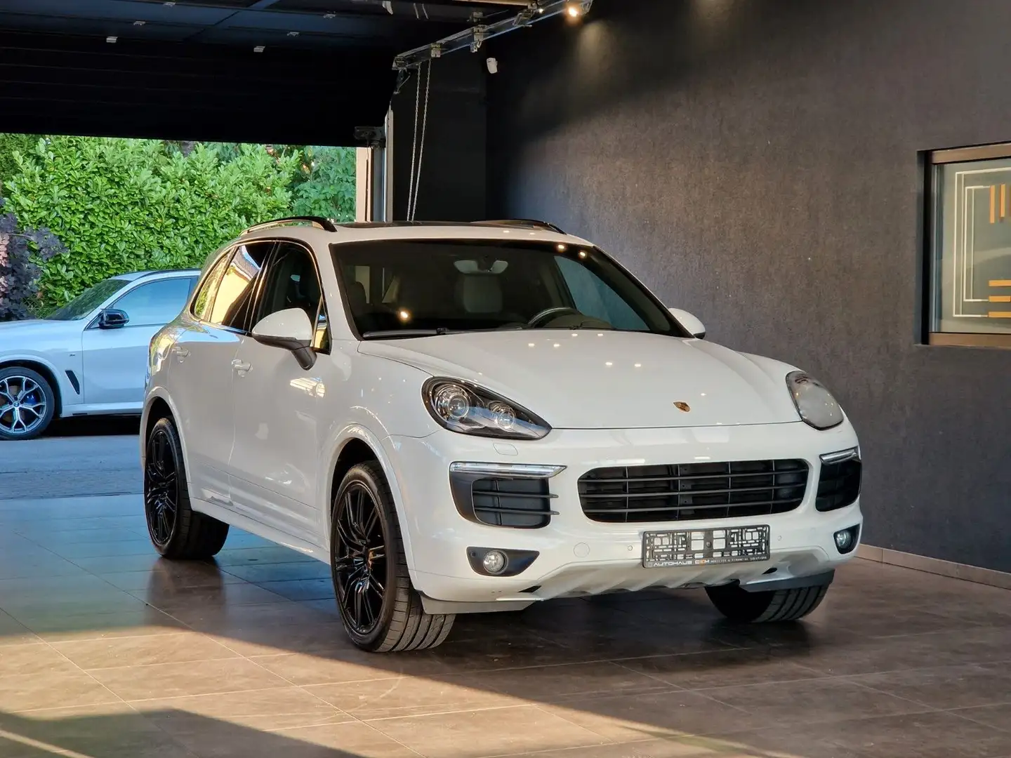 Porsche Cayenne Platinum Edition 3.6 V6*Pano*BOSE*Kamera Weiß - 1