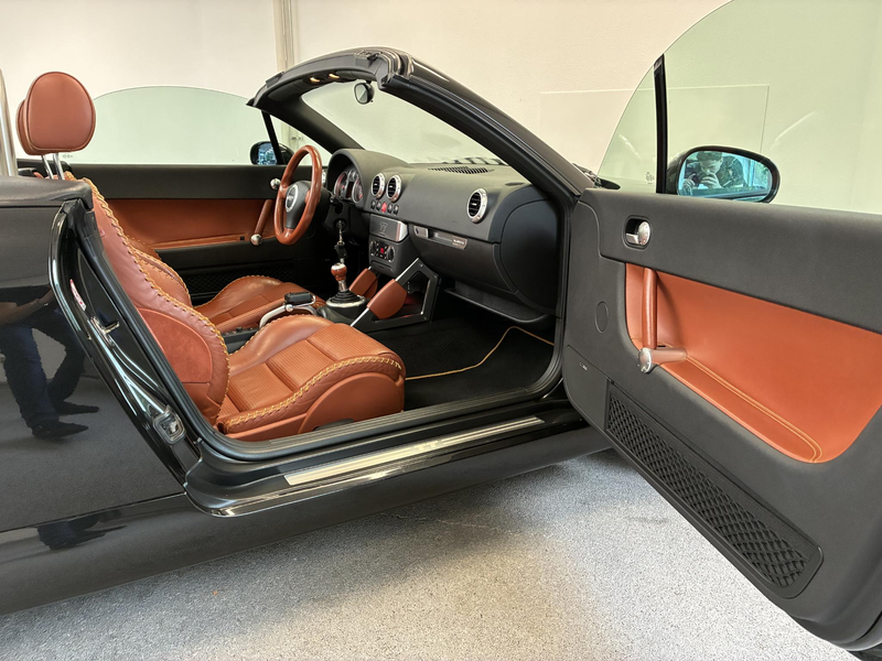 Audi TT Roadster 1.8 5V Turbo quattro | BASEBALL INTERIEUR — photo 27