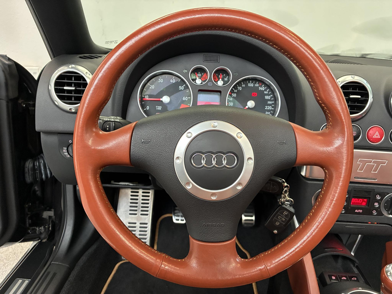 Audi TT Roadster 1.8 5V Turbo quattro | BASEBALL INTERIEUR — photo 22