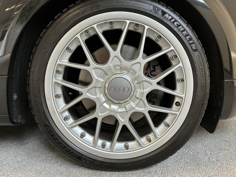 Audi TT Roadster 1.8 5V Turbo quattro | BASEBALL INTERIEUR — photo 28