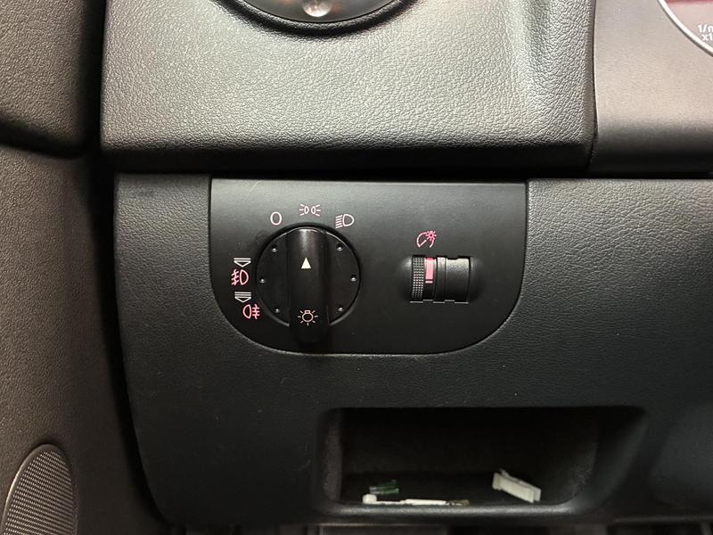 Audi TT Roadster 1.8 5V Turbo quattro | BASEBALL INTERIEUR — photo 39