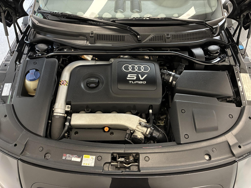 Audi TT Roadster 1.8 5V Turbo quattro | BASEBALL INTERIEUR — photo 36