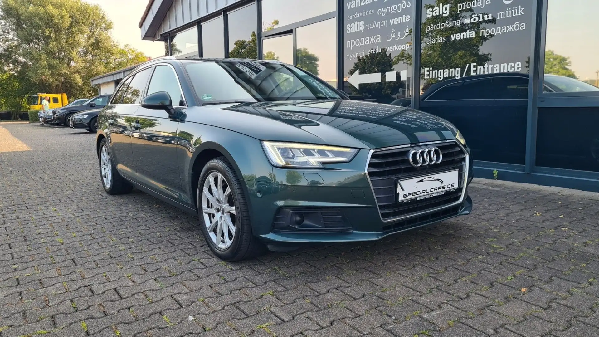 Audi A4 Avant 2.0 TDi - VIRTUAL - MATRIX - MEMORY Grün - 1