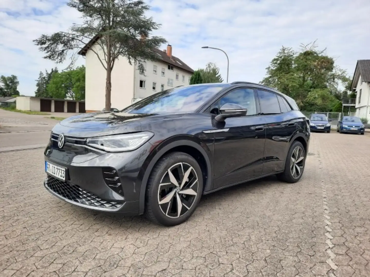 Volkswagen ID.4 220 kW GTX 4Motion Pano Head Up 360 Kamera Klima Szary - 2