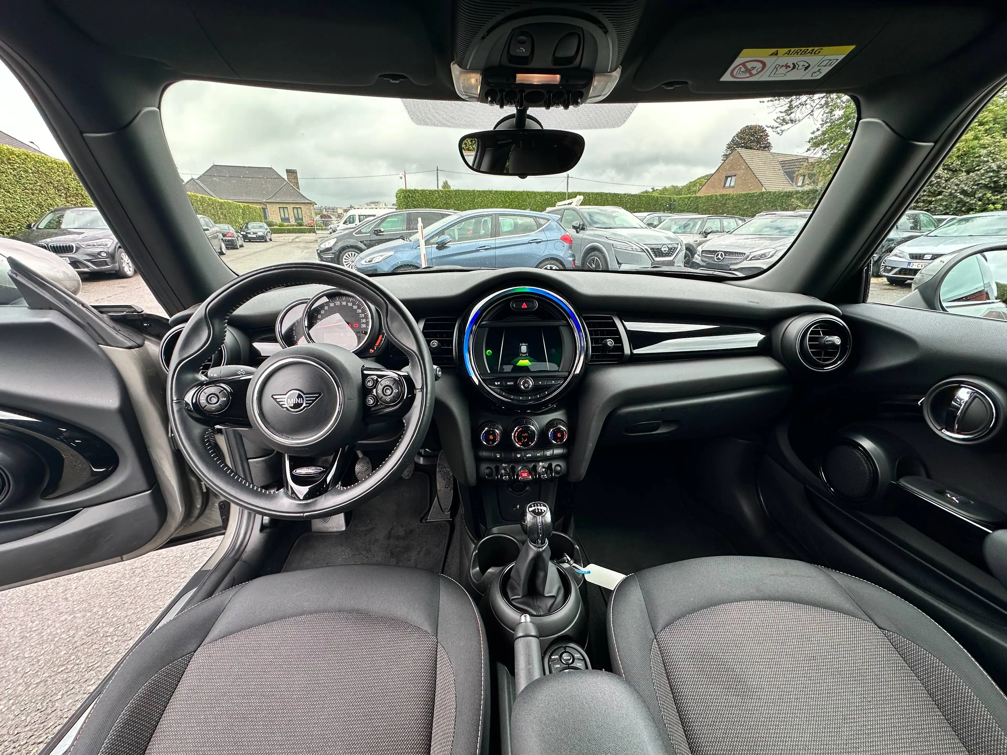 MINI One Mini 1.5i One Pack Navi. Airco. Full Led Union Jack — photo 11