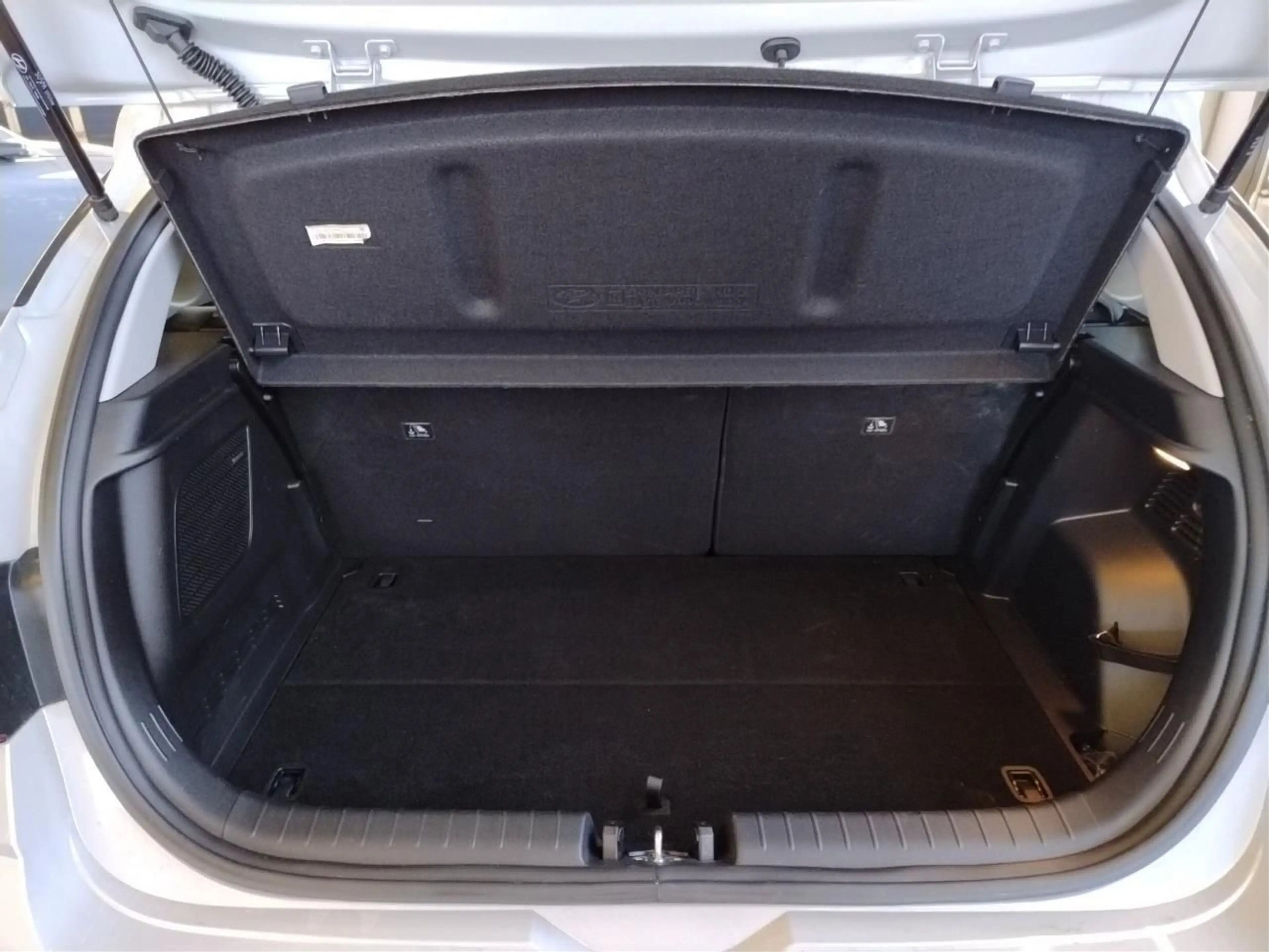 Hyundai i20 1.0 T-GDI Prime 4xSHZ Facelift Fernlichtass. — photo 7