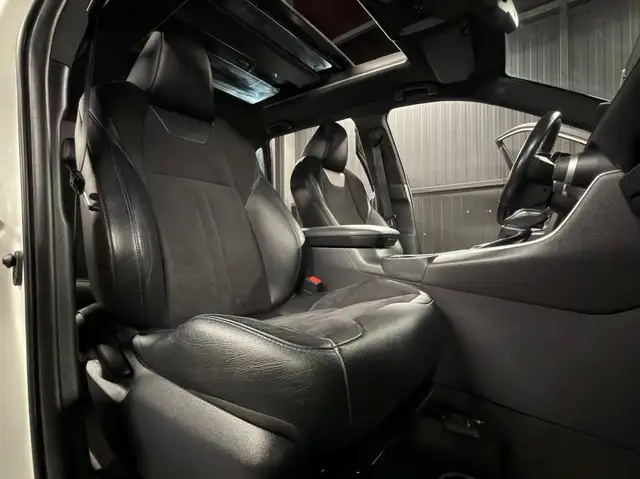 Toyota RAV4 view 15