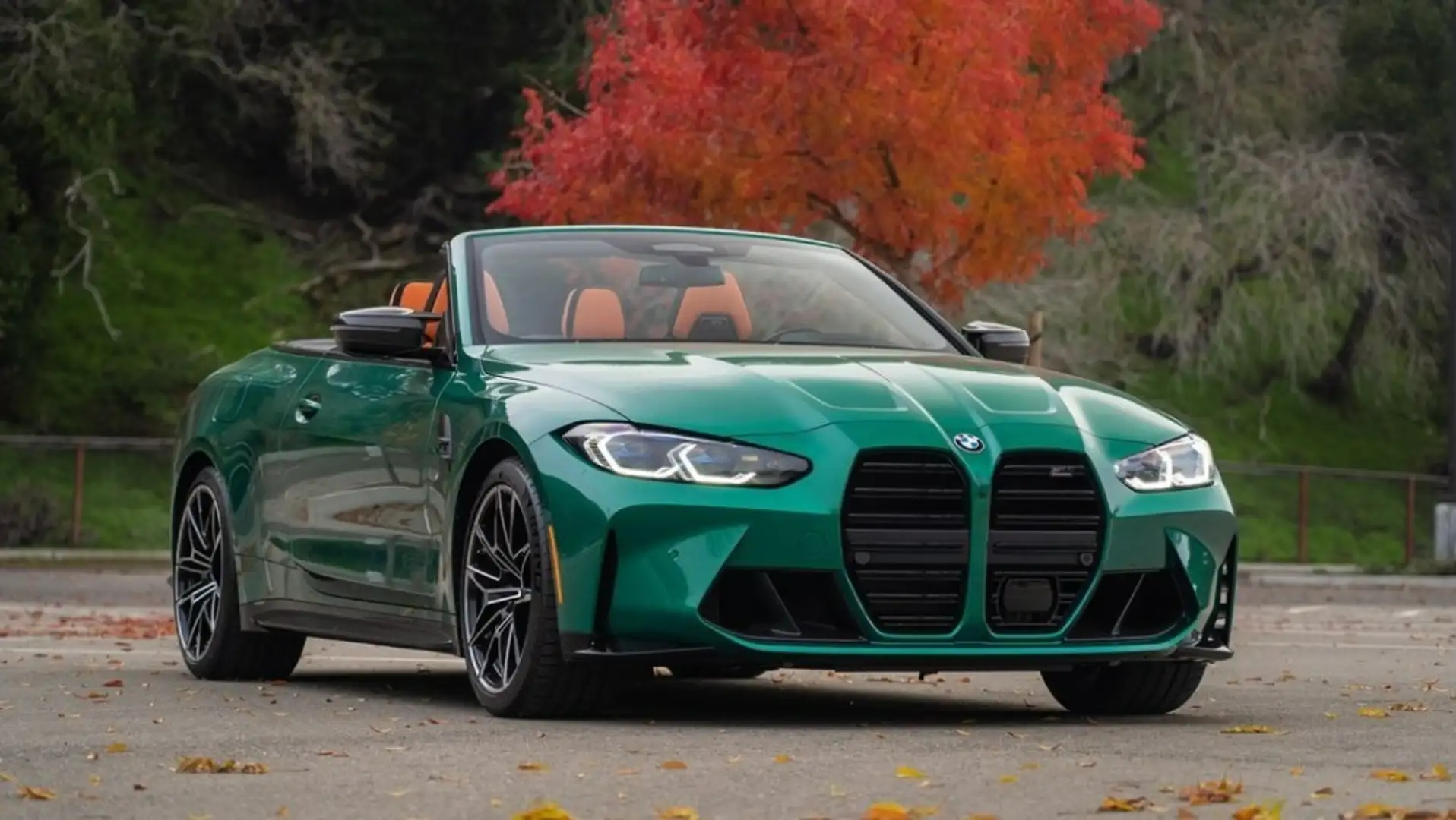 BMW M4 Cabrio Competition xDrive Vert - 1