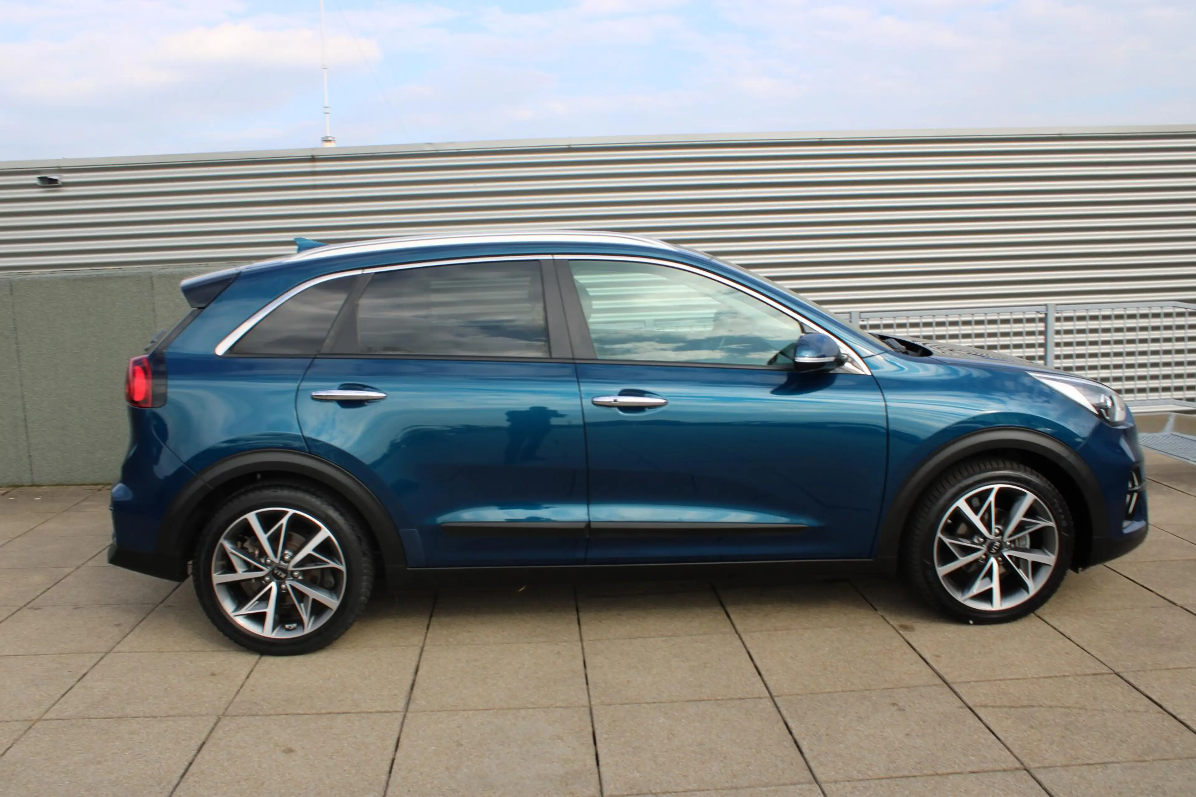 Kia Niro 1.6 GDi Hybrid DynamicPlusLine navigatei / stuur+s — photo 8