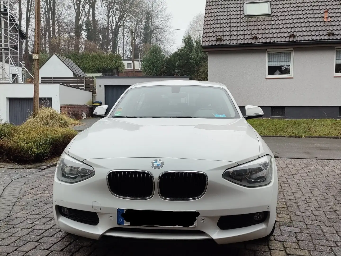 BMW 116 116i Sport Line HU neu Weiß - 1