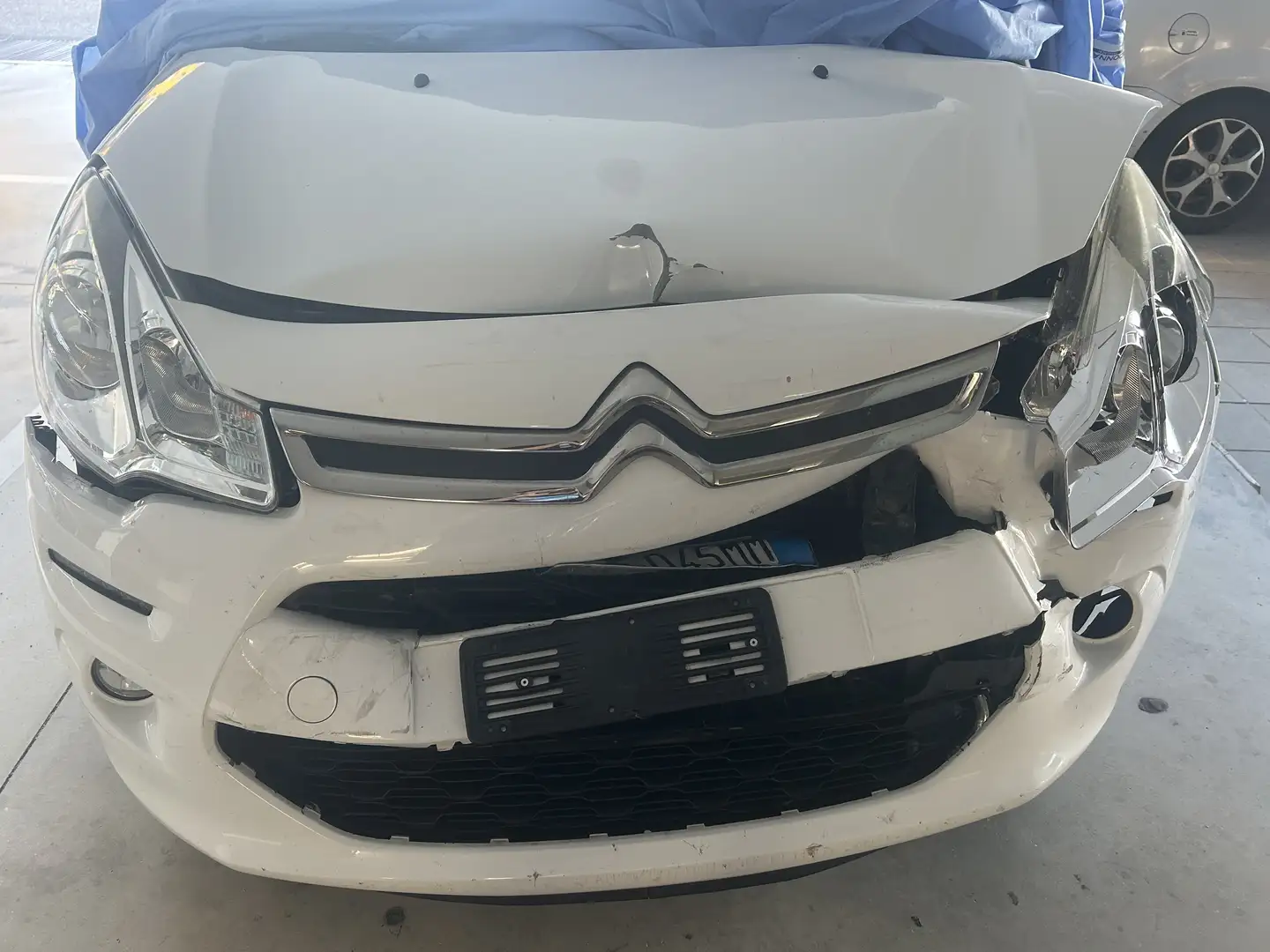 Citroen C3 1.2 puretech Exclusive 82cv E6 - 1