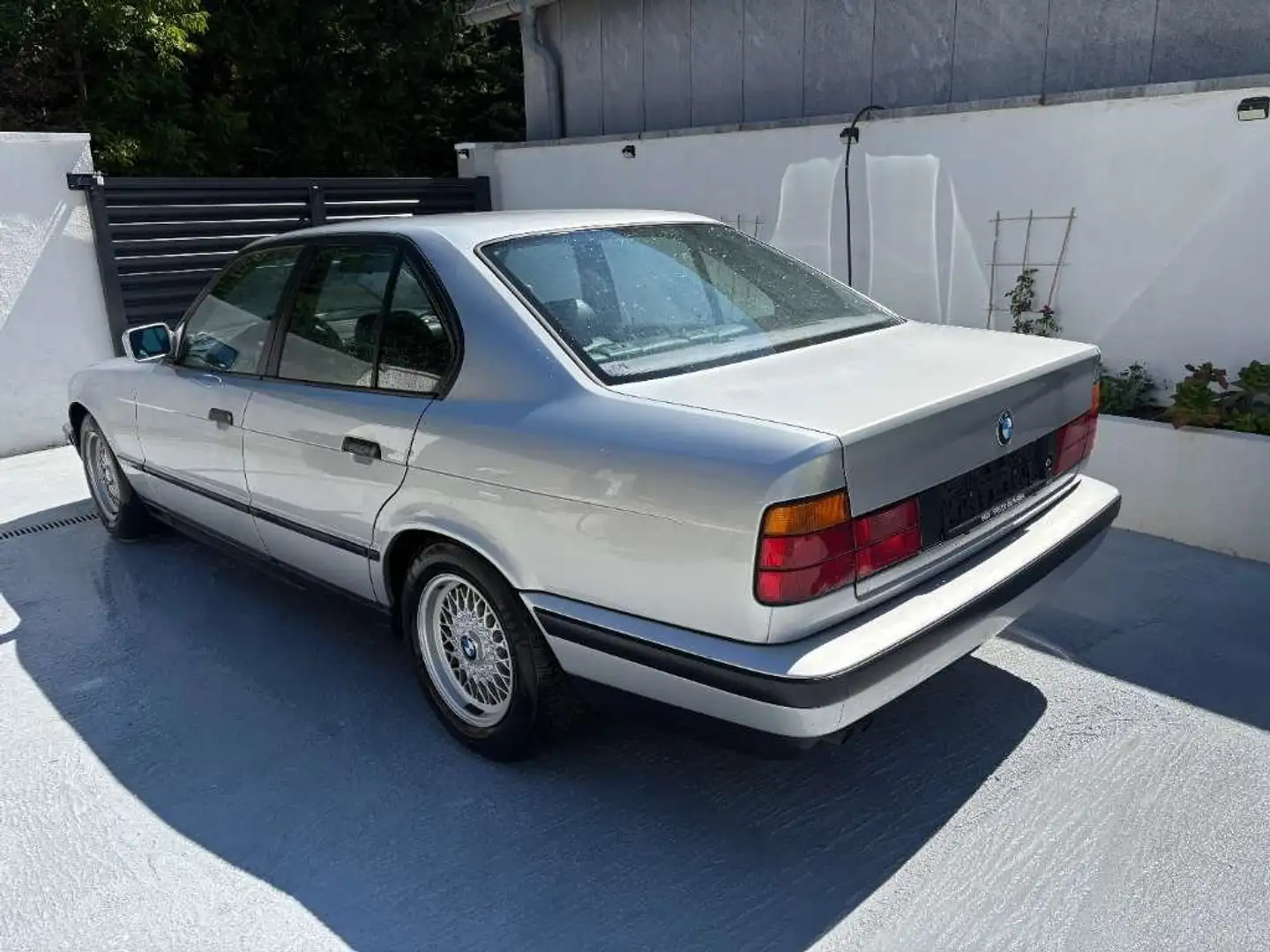 BMW 525 525i (M50) Aut. Срібний - 1