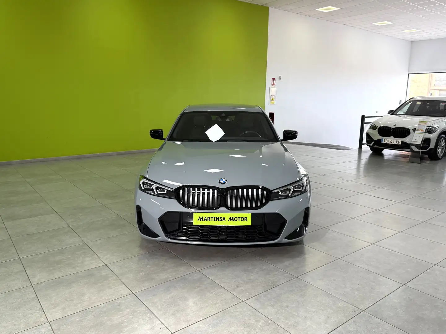 BMW 320 320dA M Sport Gris - 2