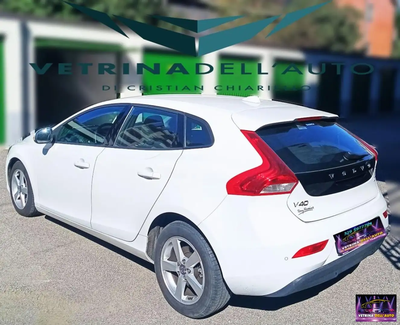 Volvo V40 D2 Powershift Summum Blanc - 2