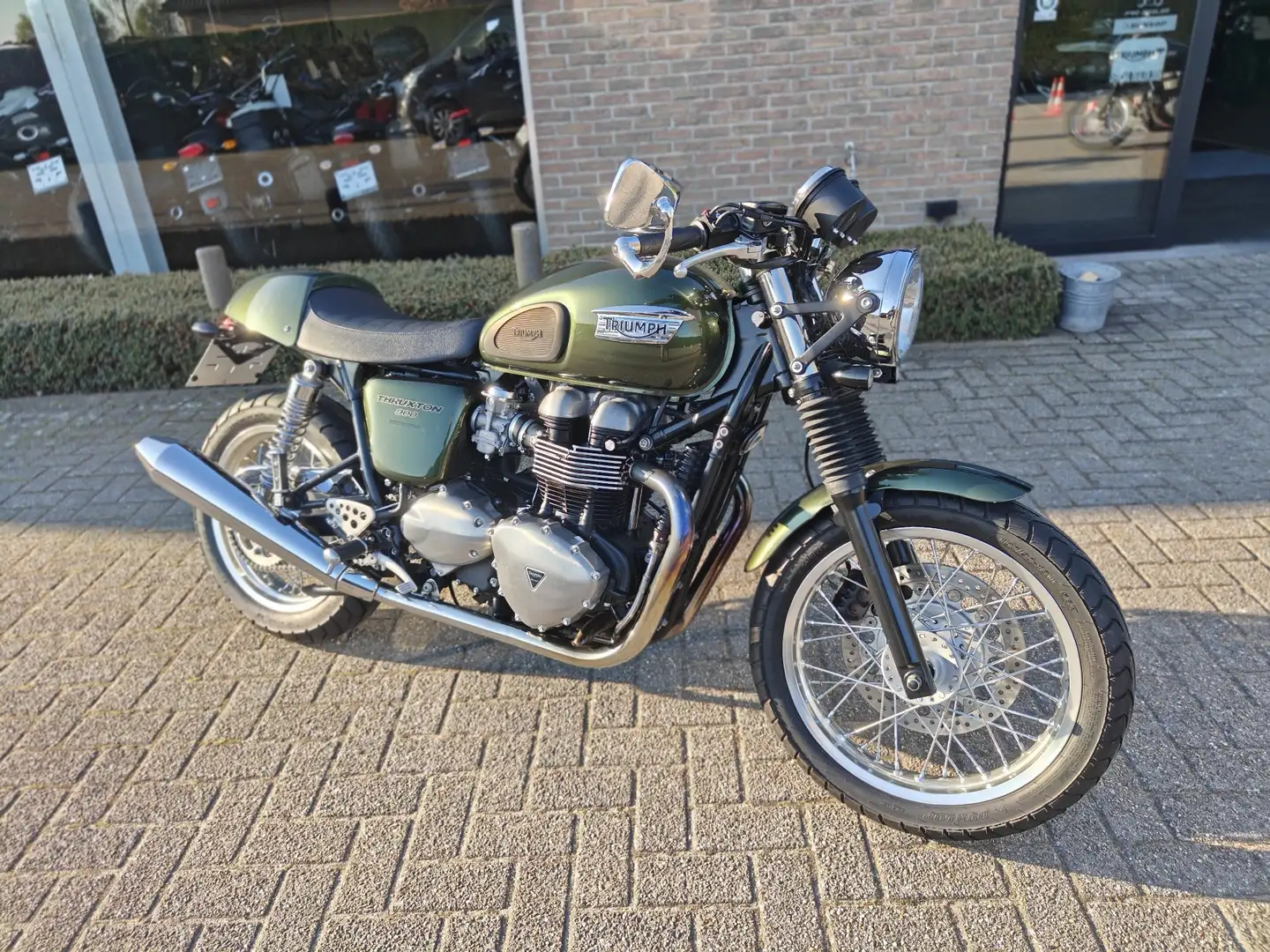 Triumph Thruxton Verde - 1