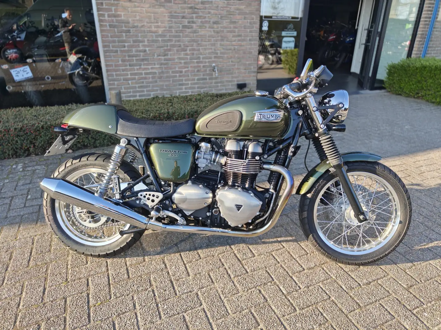 Triumph Thruxton Verde - 2