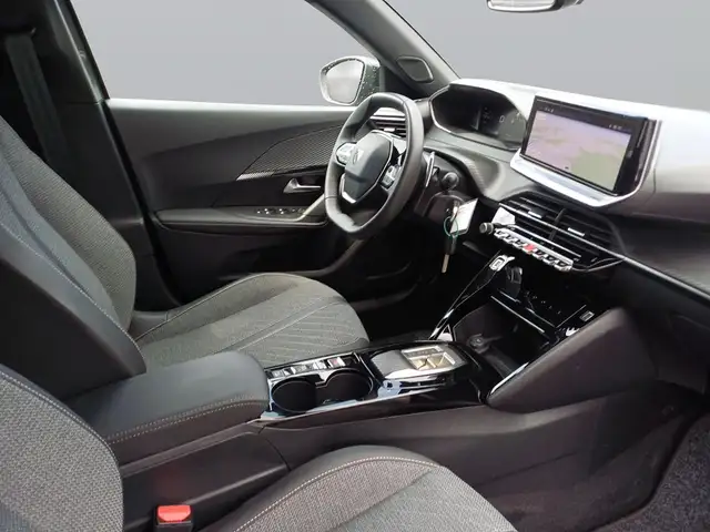 Peugeot 2008 view 11