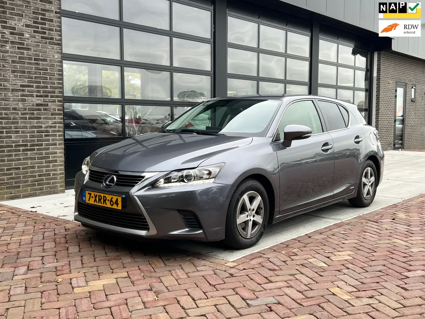 Lexus CT 200h | Leer | Clima | Cruise | Stoelver | Grigio - 1