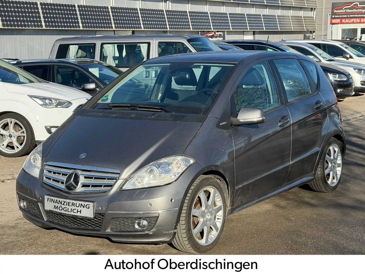 Mercedes-Benz A 200 AVANTGARDE Grau - 1