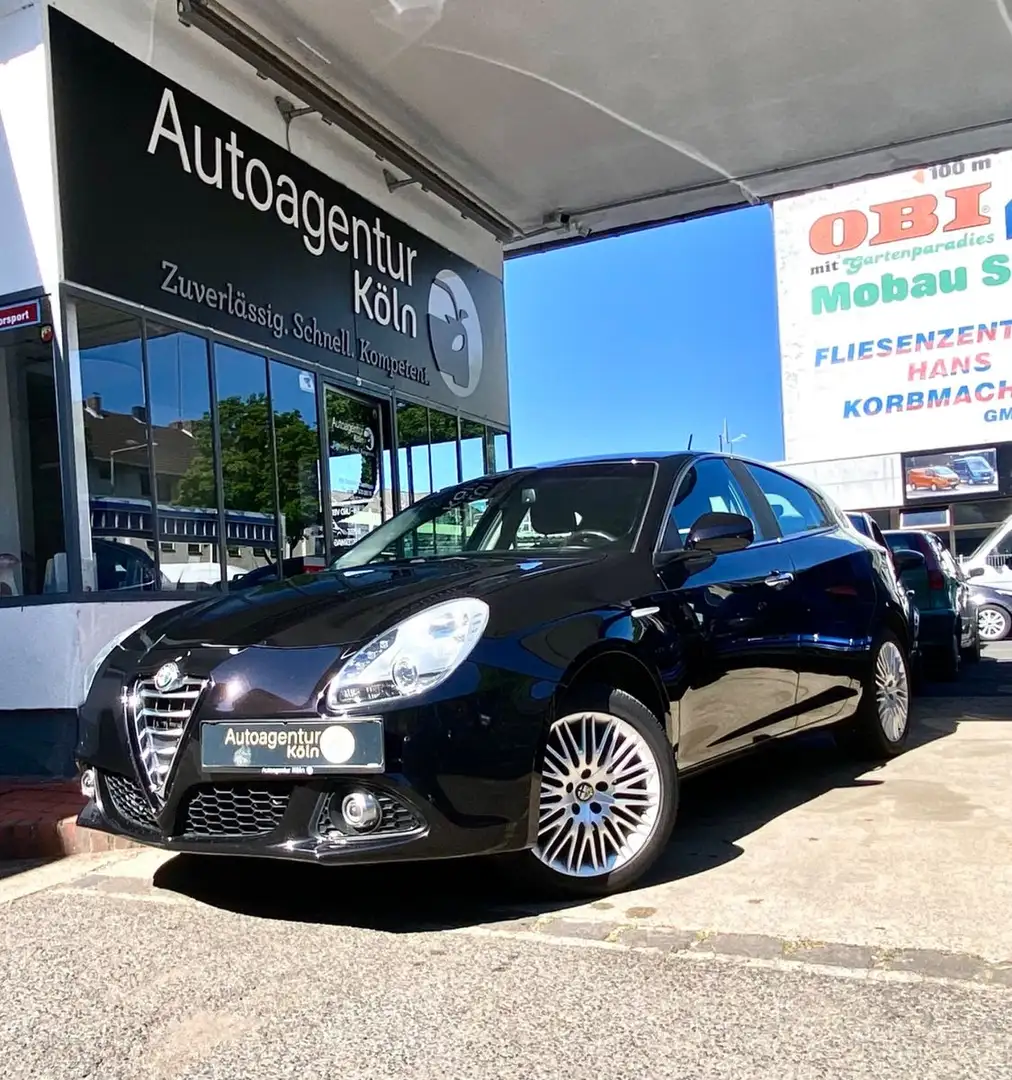 Alfa Romeo Giulietta Turismo *NAVI*PDC*1-JAHR GAR* Schwarz - 1