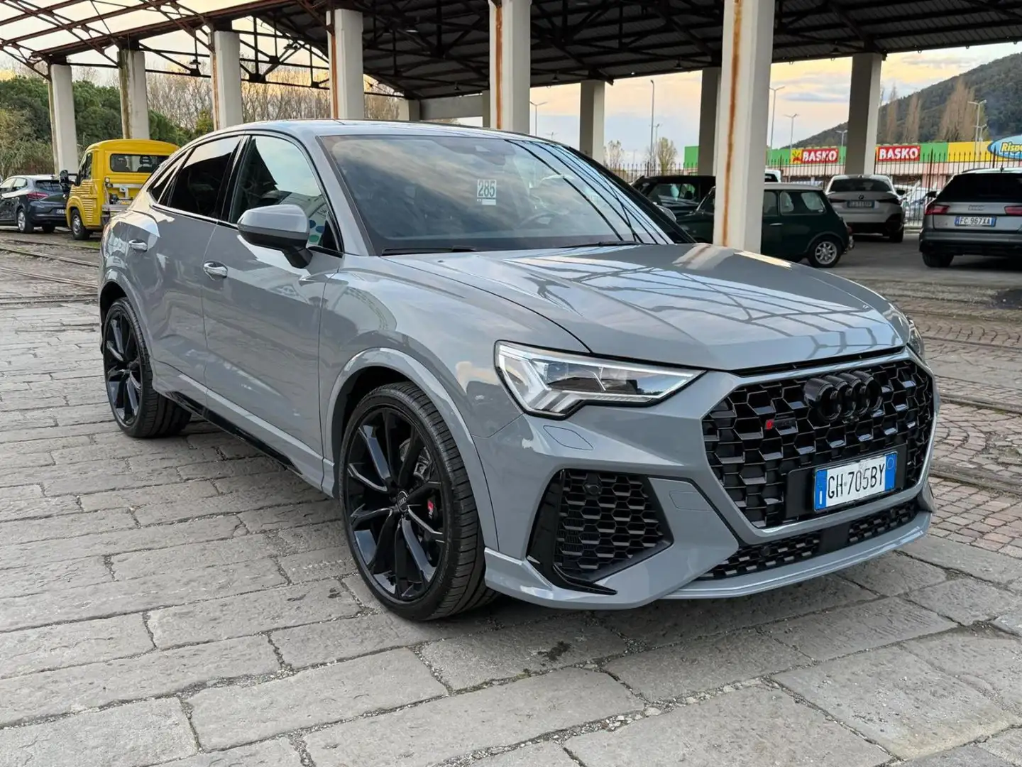 Audi RS Q3 SPB quattro S tronic Gris - 1