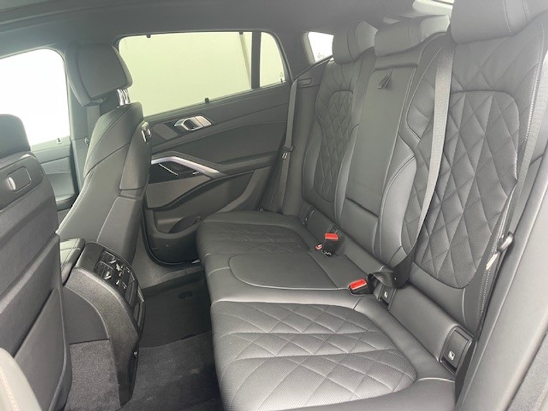 BMW X6 xDrive 30dA M-Sport Sportpaket AD StandHZG AHK-el. — photo 11