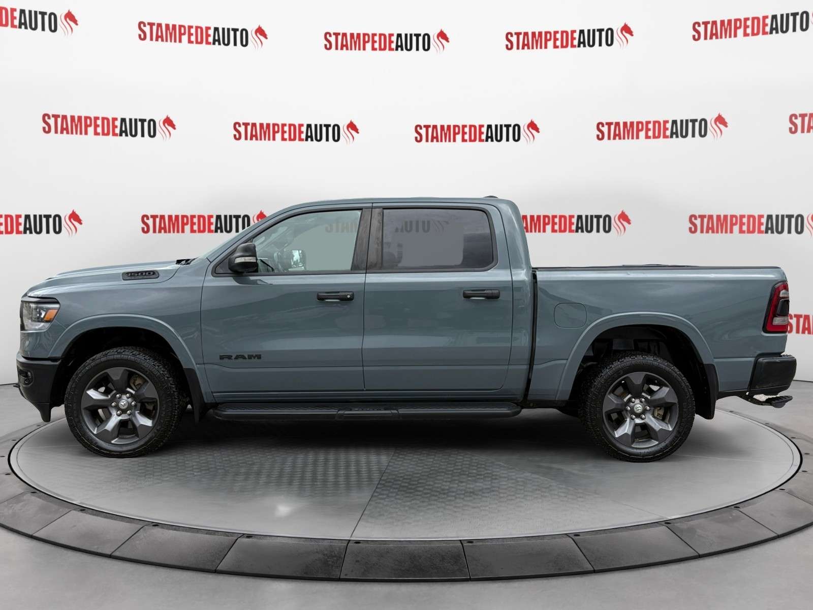 2021 RAM 1500 Big Horn | REMOTE STARTER | HEATED LEATHER SEATS | NAVI | BLUETOOTH | TYPE-C INPUT | HEATED STEERING WHEEL — снимка 1