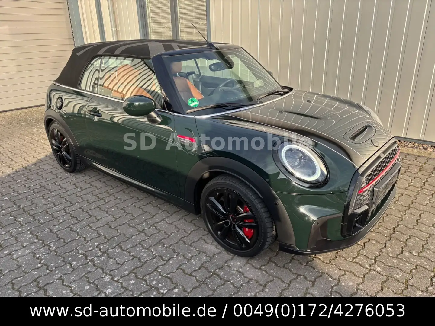 MINI John Cooper Works Cabrio Grün - 2