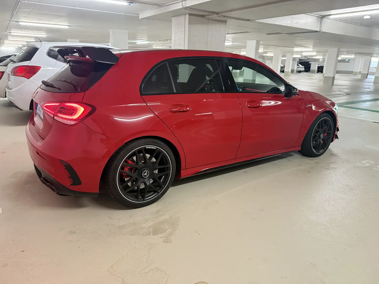 Mercedes-Benz A 45 AMG AMG A 45 S 4Matic+ Rot - 2