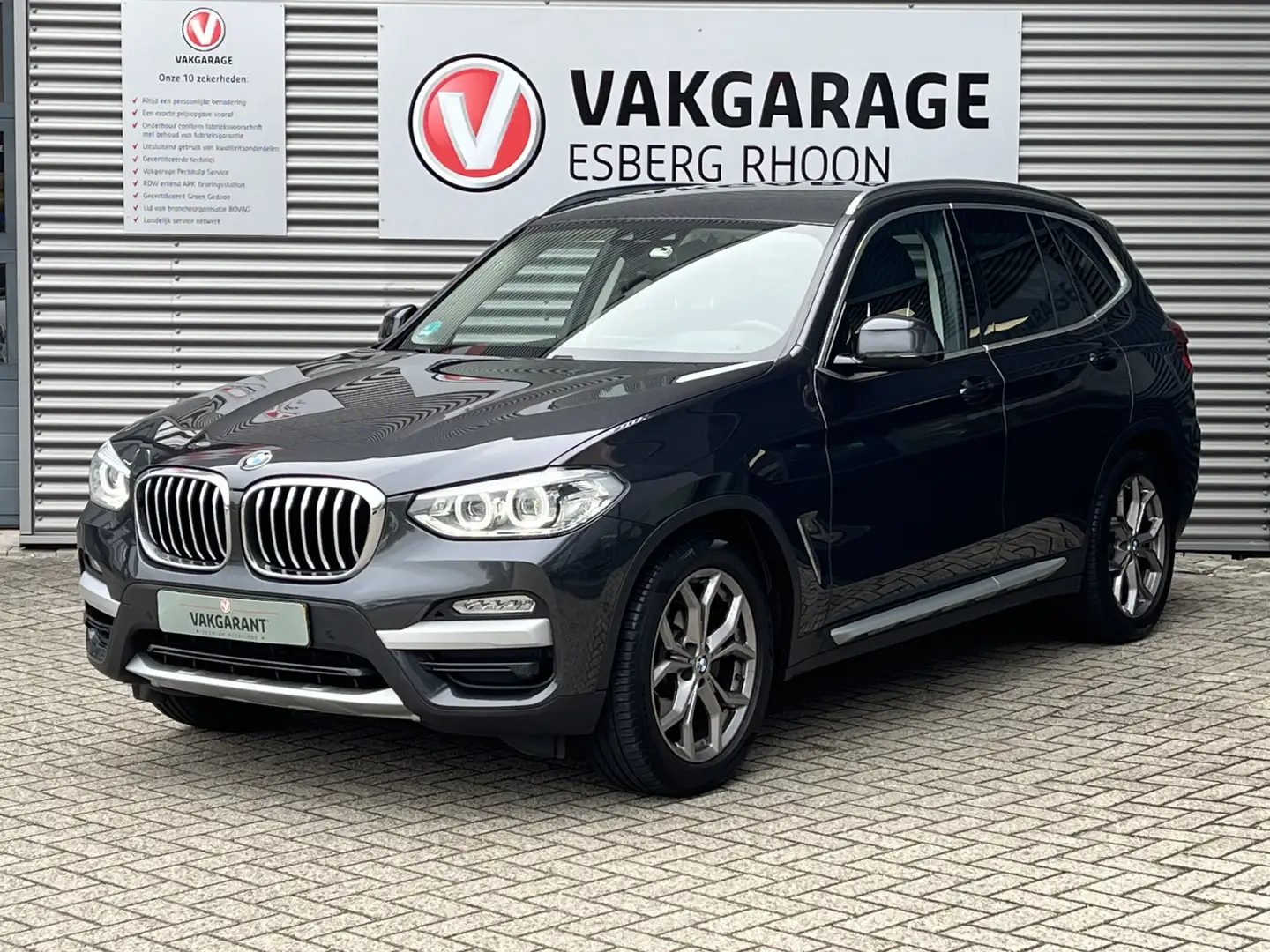BMW X3 xDrive20i High Executive Edition NAVI/CAM,LEER,LED Gris - 1