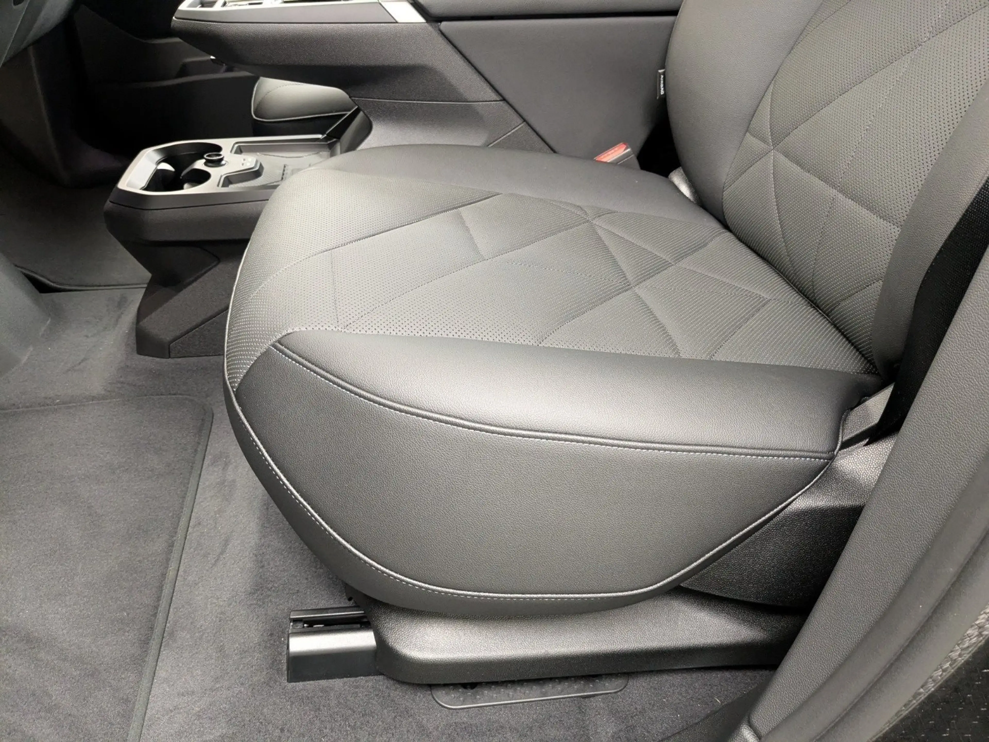 BMW iX xDrive45 AHK DA Prof PA Prof H/K AdapLED — photo 11