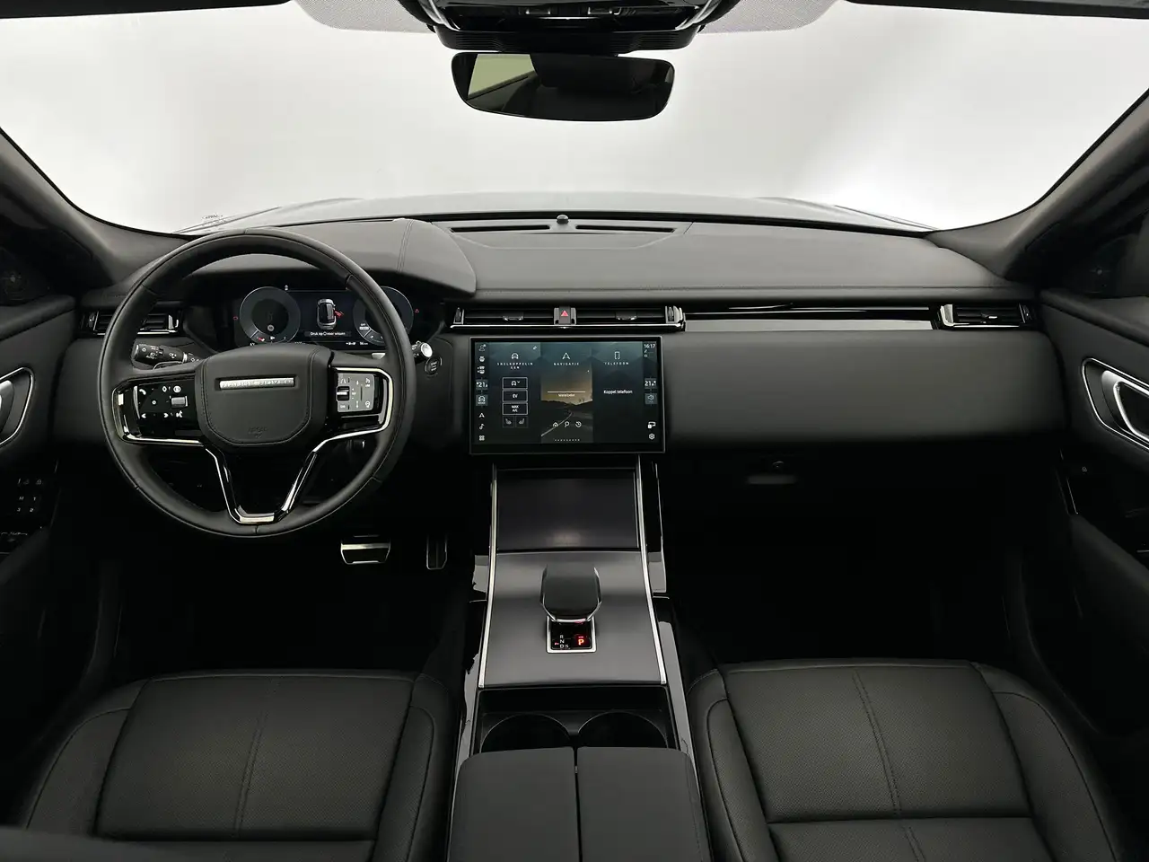 Land Rover Range Rover Velar P400e Dynamic SE 4
