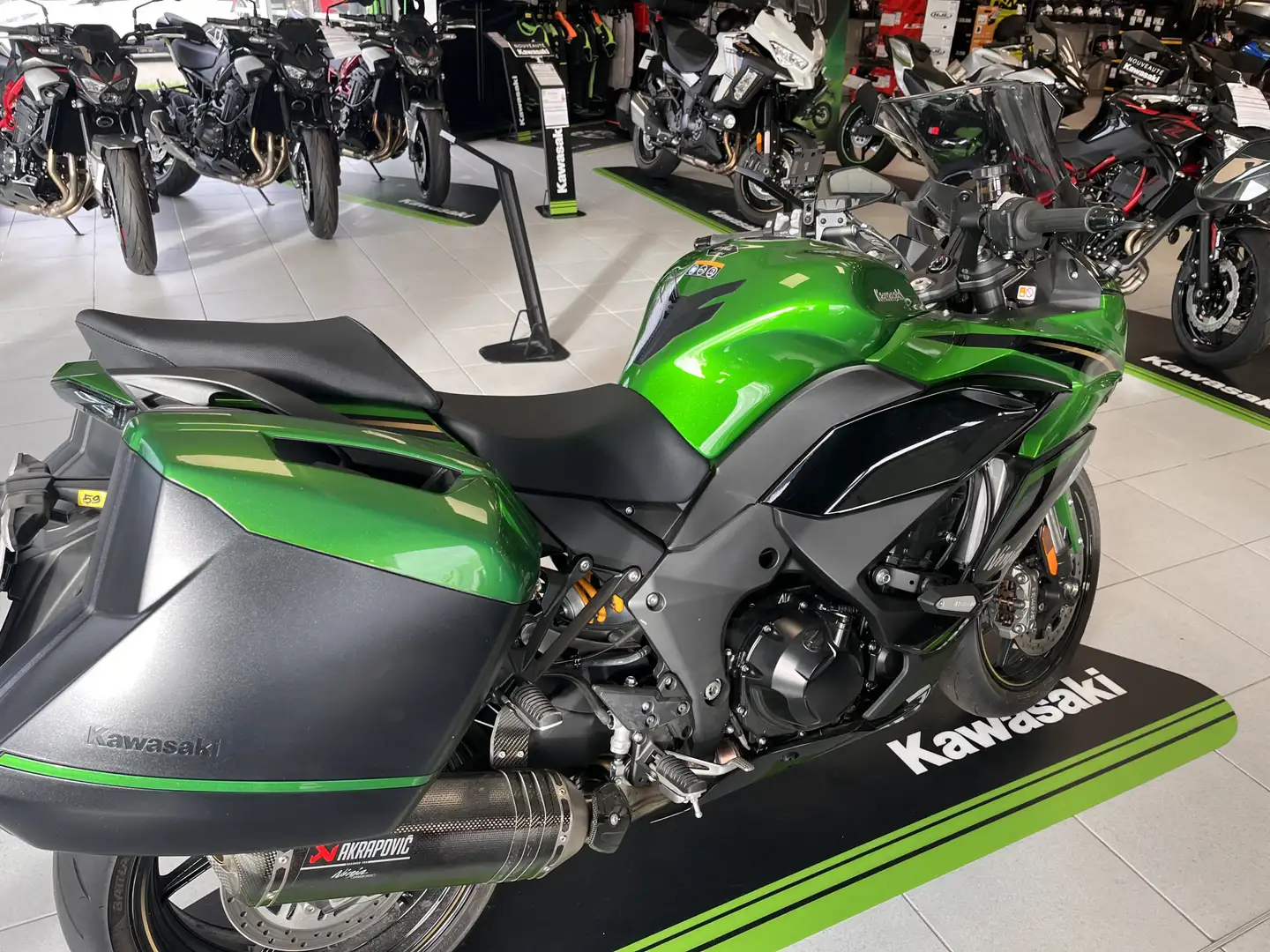 Kawasaki Ninja 1000SX Vert - 2