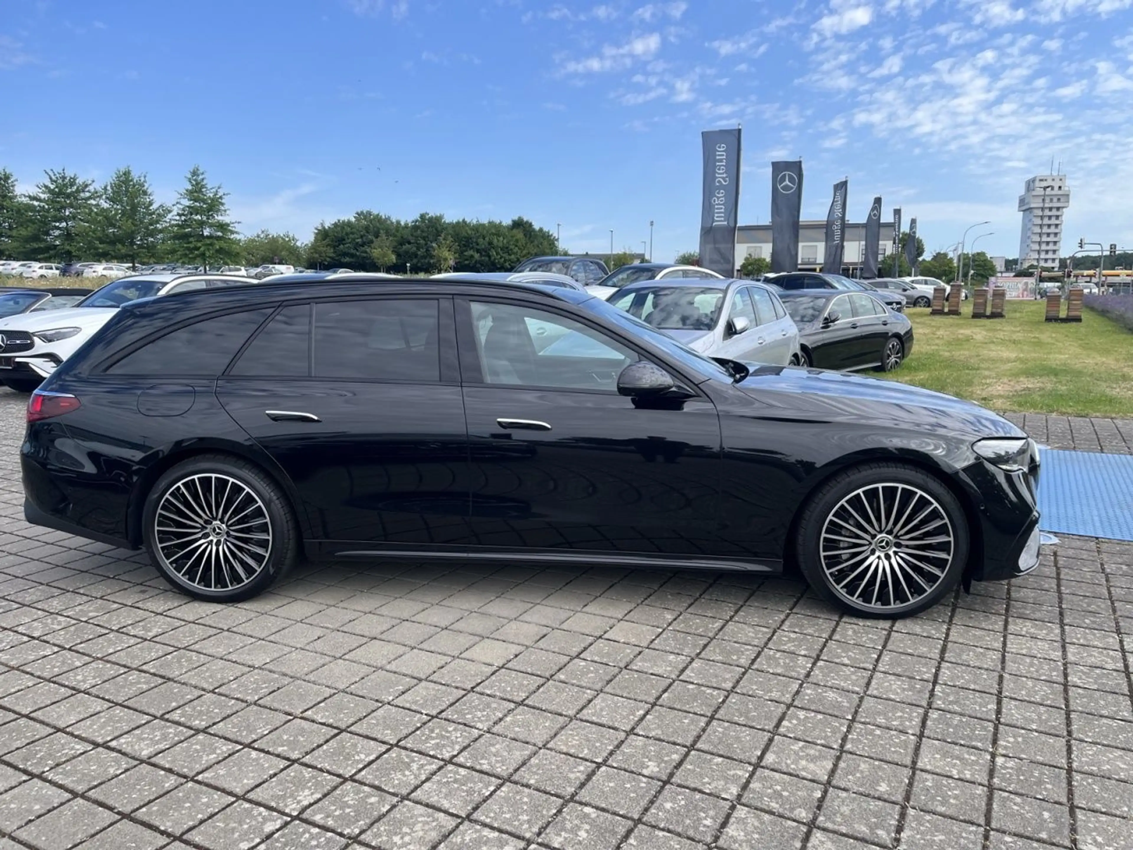 Mercedes-Benz E 450 d T 4M AMG+BURM+NIGHT+AIRMATIC+DIGI LIGHT — photo 5
