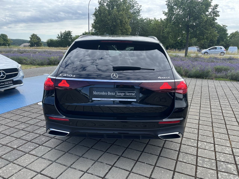 Mercedes-Benz E 450 d T 4M AMG+BURM+NIGHT+AIRMATIC+DIGI LIGHT — photo 7