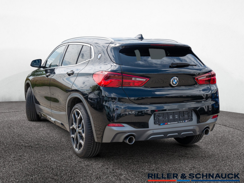 BMW X2 sDrive 20i M-Sport X W-LAN HUD LED PANO — photo 4