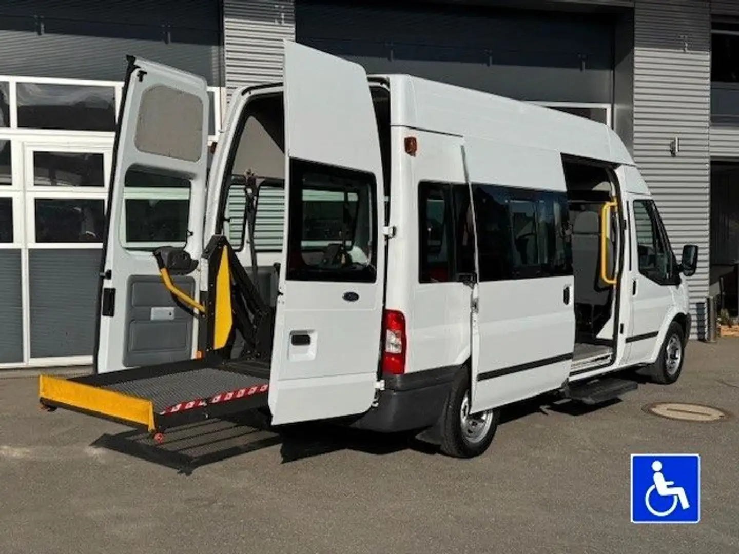 Ford Transit 2.2 TDCi Bus Rollstuhllift Extrahoch Blanc - 1