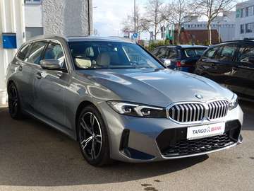 i Touring Aut M Sportpaket 18" Navi Leder LED