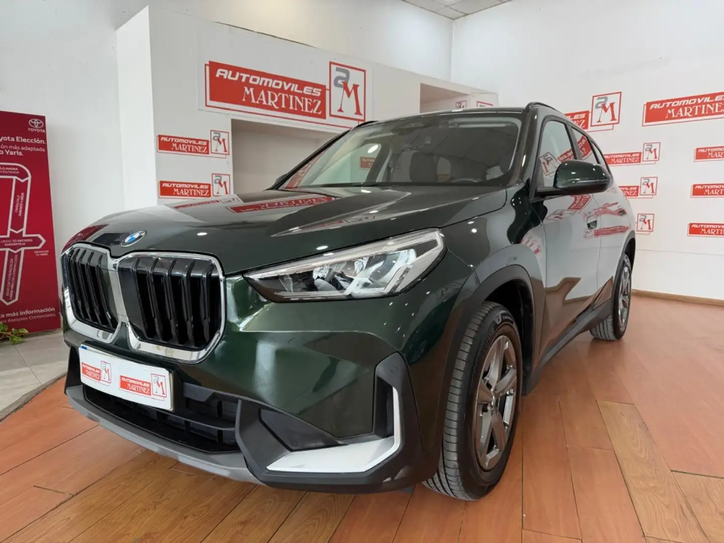 BMW X1 sDrive 18dA Verde - 1