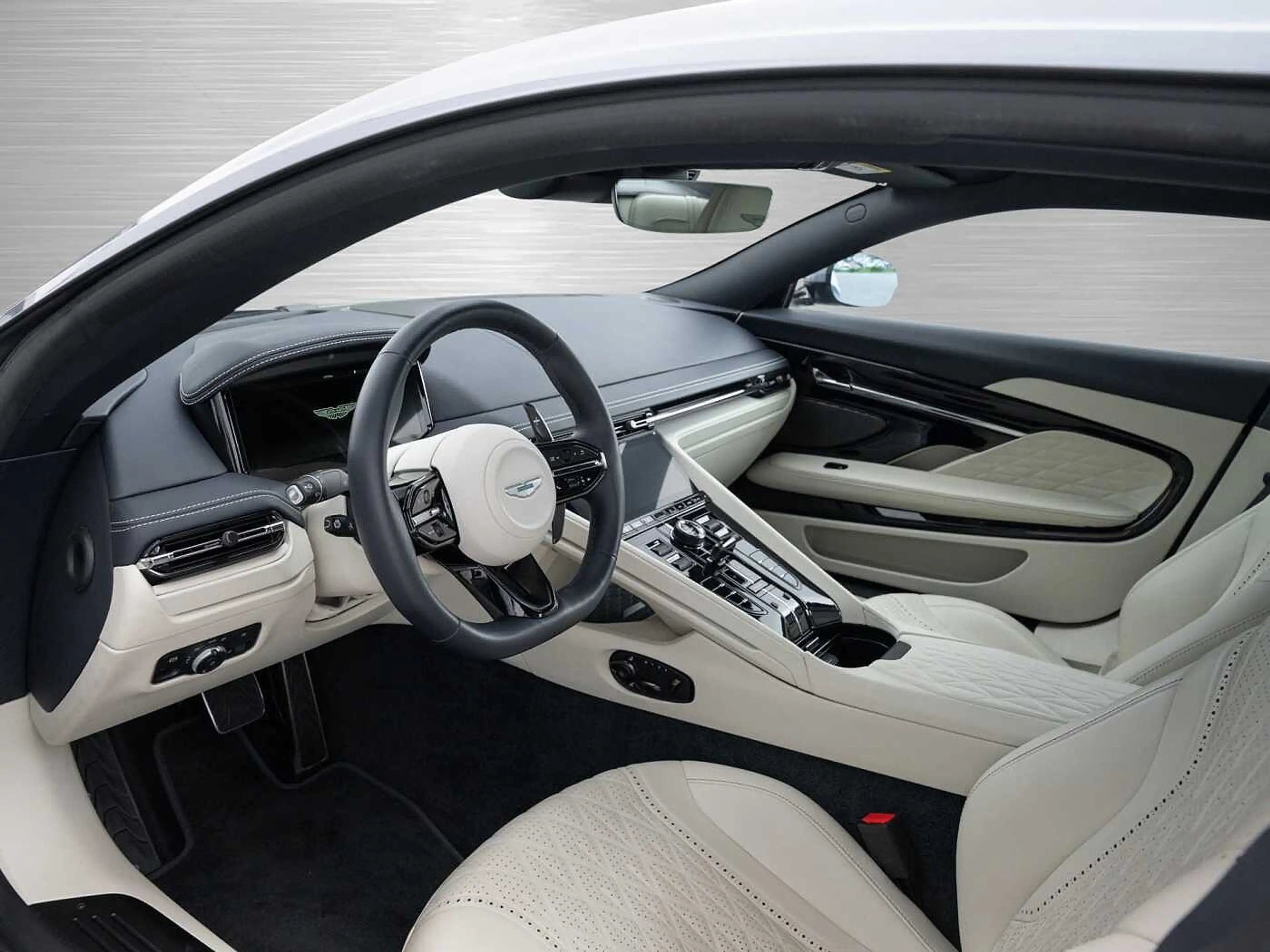 Aston Martin DB12 V8 Coupe — photo 3