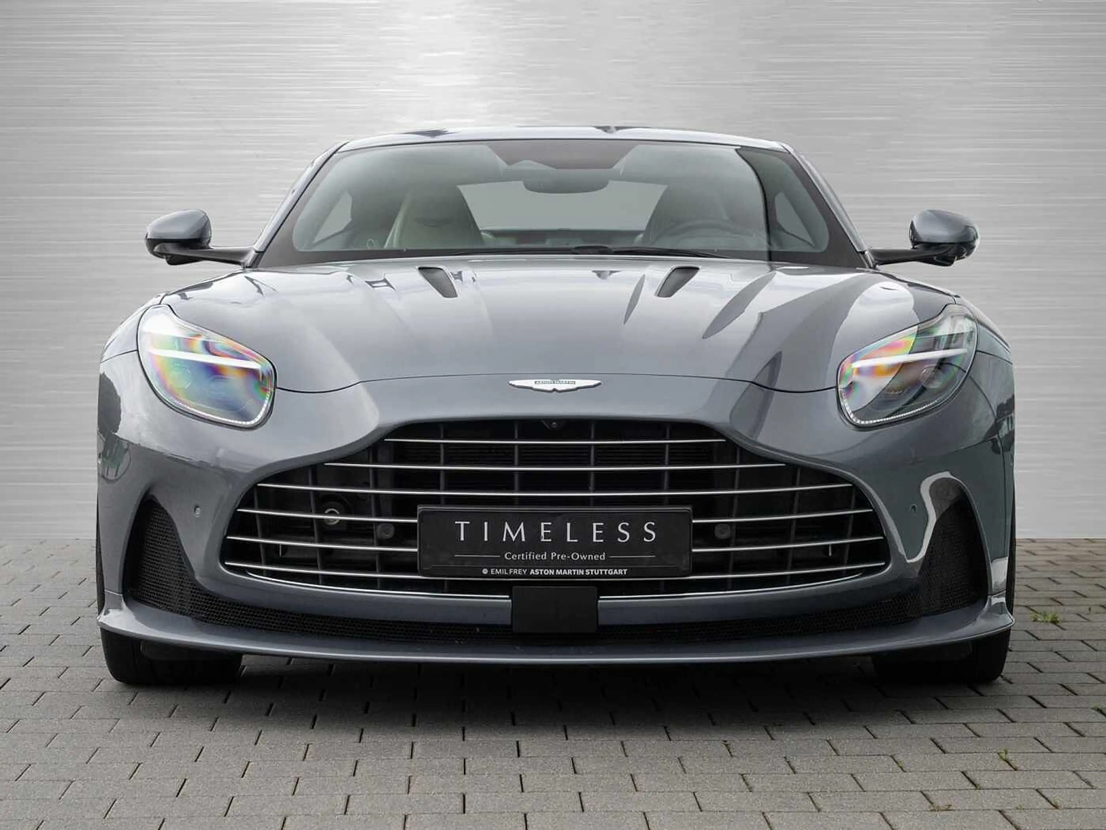 Aston Martin DB12 V8 Coupe — photo 7