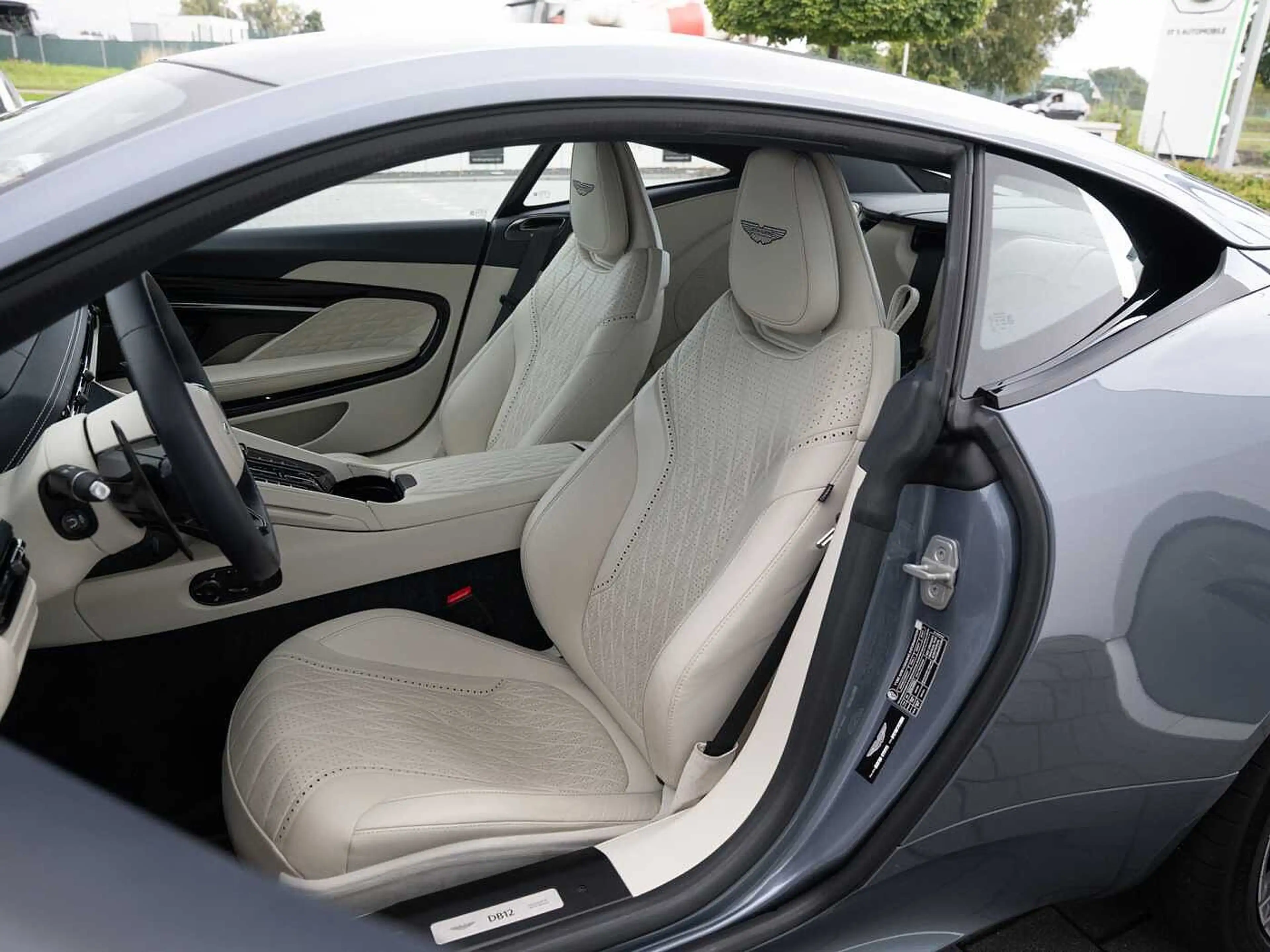Aston Martin DB12 V8 Coupe — photo 12