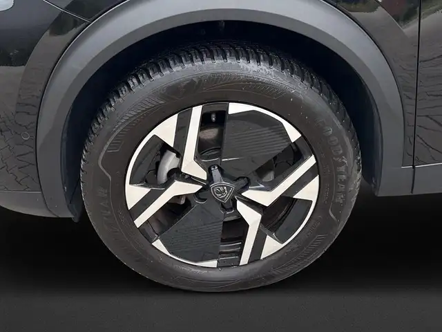 Peugeot 2008 view 9