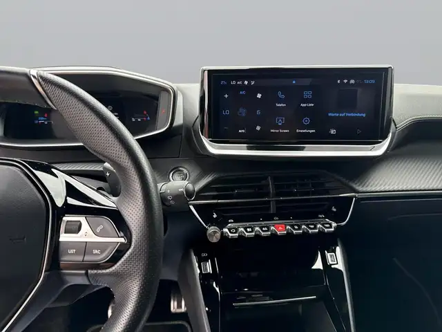Peugeot 2008 view 13